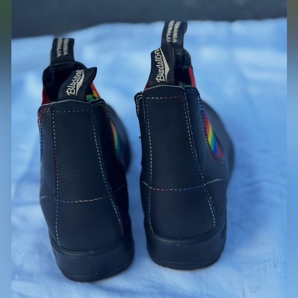 Blundstone 2105 Women’s Chelsea Boots - Rainbow Pride and Rainbow 7.5 US 4.5 AU - Picture 6 of 7